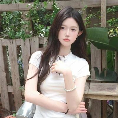 二人漫步几春秋