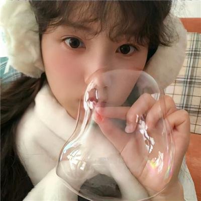 金发奇女